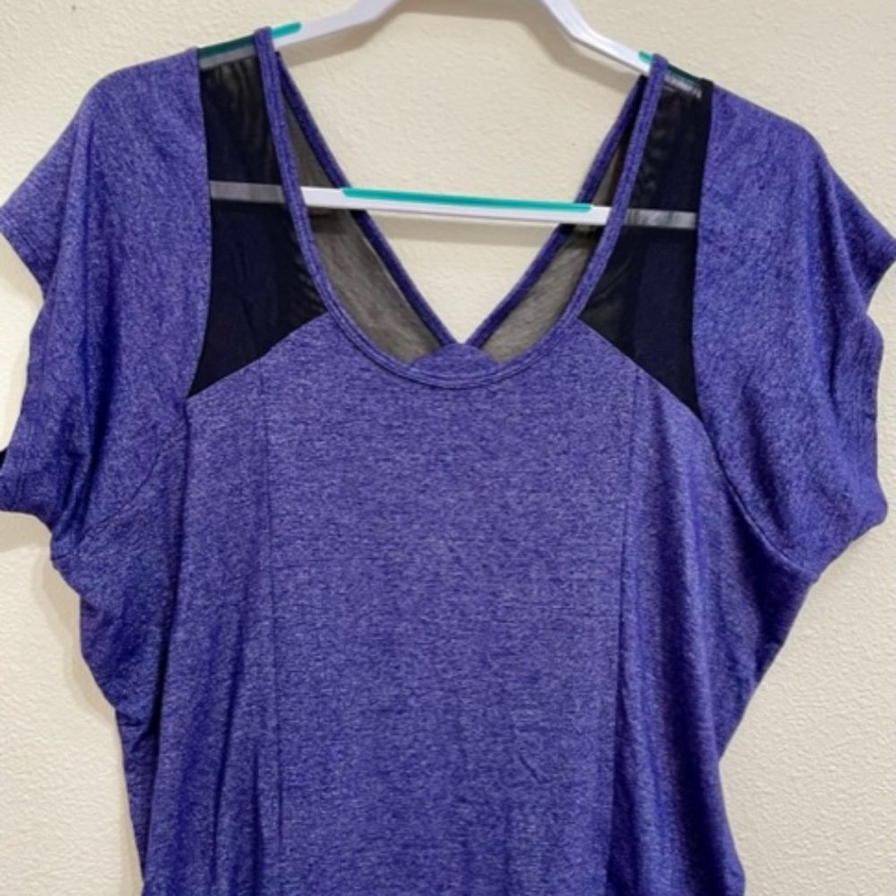Lucy S Purple Top V Black Mesh Back Stretch Perfect condition Sleeveless Loose